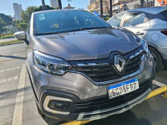 Renault Captur Iconic 1.3 TB 16V Flex 5P AUT 2023