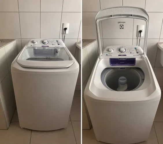 Vendo máquina de lavar Electrolux 8,5 kg, com sistema Jet&Clean e Turbo Economia.