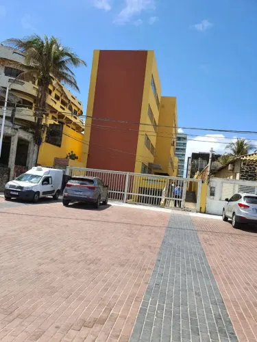 Imóvel para aluguel possui 27 metros quadrados com 1 quarto em Amaralina - Salvador - Bahi