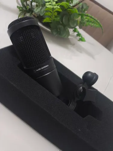 Microfone Audio-Technica Série 20 AT2020 