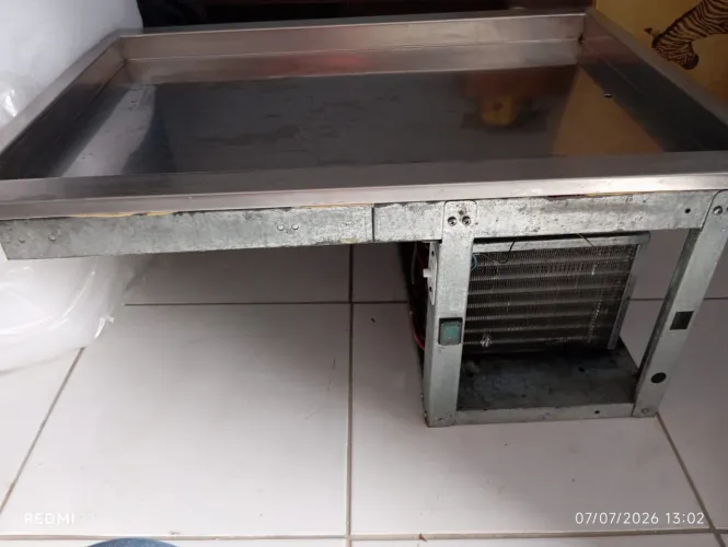Pista Fria Refrigerada em Inox