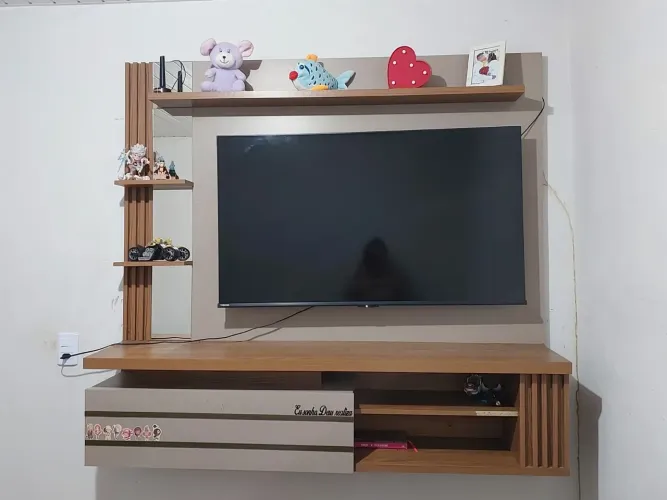 Vendo painel de 65" e uma tv de 50"
