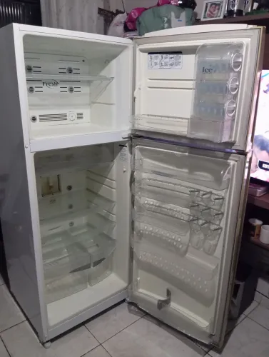 Vendo Geladeira Duplex Frost Free 418 litros