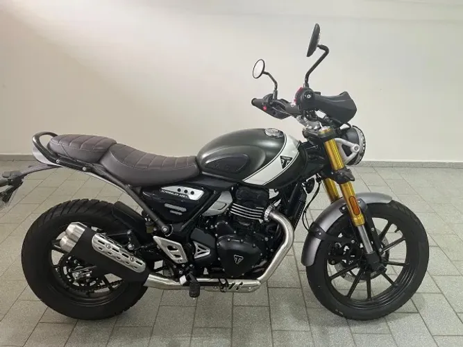 Triumph 400 Scrambler - impecável 