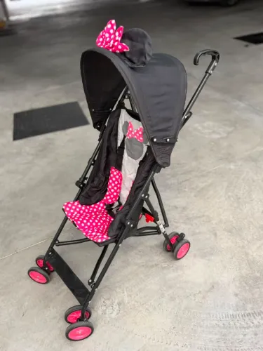 Carrinho de bebe guarda chuva minnie