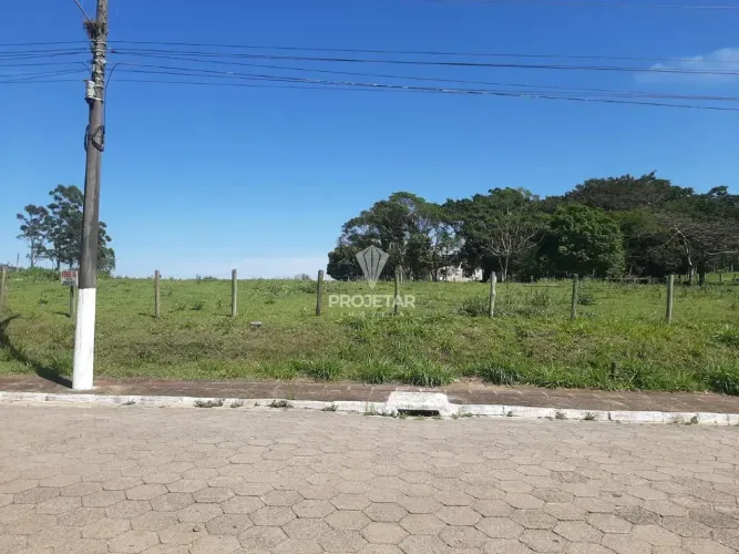 Terreno à venda em Sombrio no bairro Morretinho