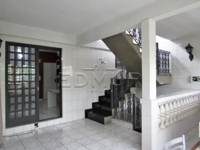 SOBRADO para VENDA com 274m² no bairro Centro com 1 quartos e 2 vagas. Santo André, SP