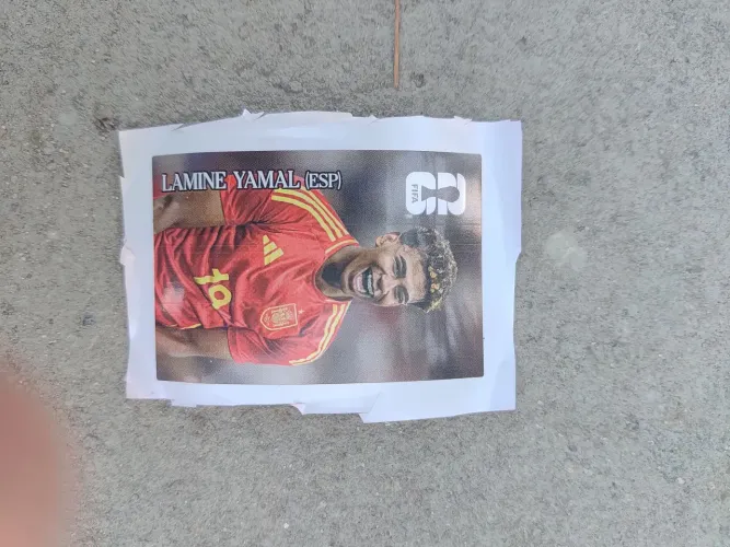 Lamine yamal de coca-cola