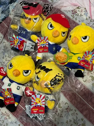 Canarinho Ifood 80,00 cada
