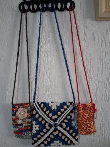 Bolsas croche feitas a mão