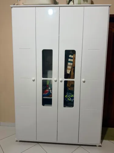 Guarda roupa infantil