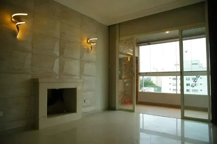 Apartamento 136m², 3 suítes, suíte master, andar alto e lazer Nova Petrópolis.