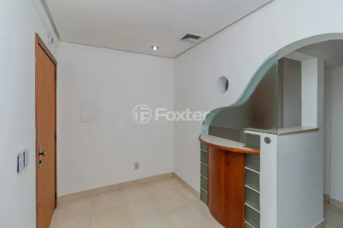 Sala / Conjunto Comercial à venda Avenida Cristóvão Colombo, Floresta - Porto Alegre