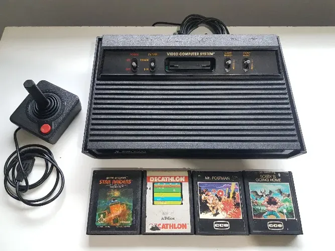 Atari 2600 ( Leia o Anuncio )
