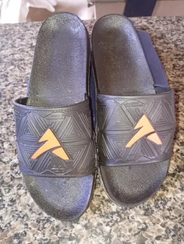 Sandália confortáveis