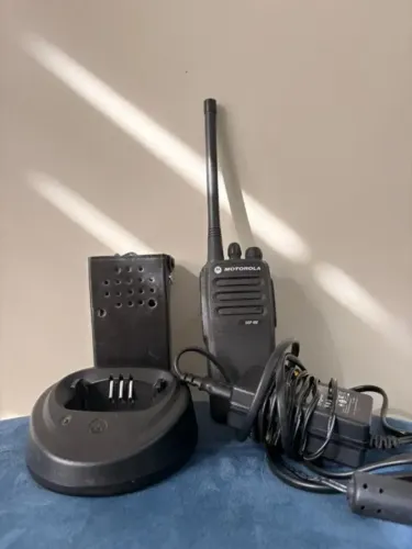 Rádio Motorola DEP450