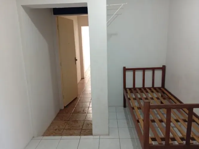 Kitnet com agua luz net incluso