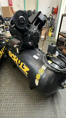 Compressor de Ar MCSV 20/150