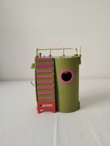 Polly Pocket - Posto de Salva Vidas da Polly