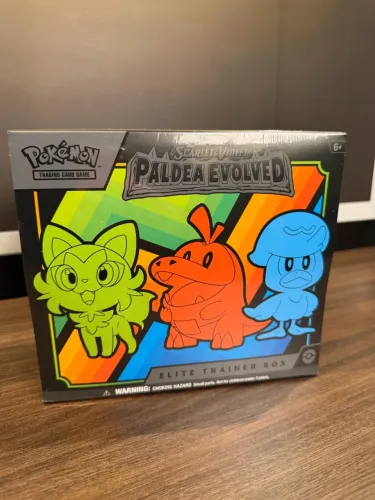 Pokémon: Paldea Evolved - Elite Trainer Box ING