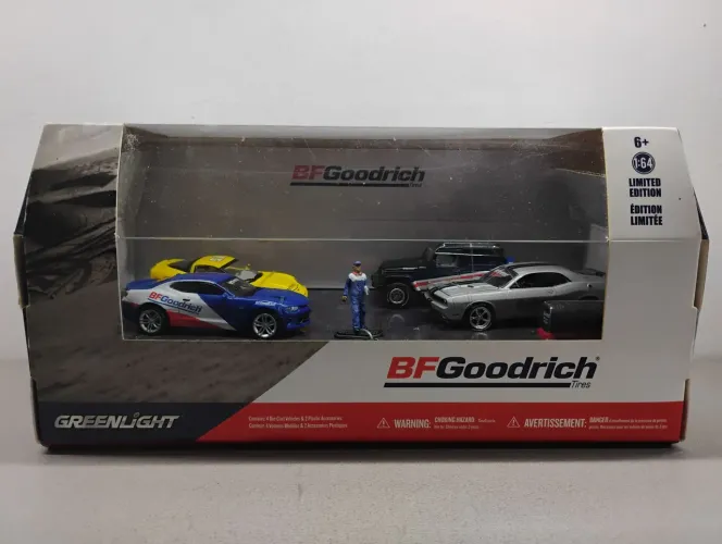BF GOODRICH PERFORMANCE TIRE SHOP (2018) GREENLIGHT COLLECTIBLES