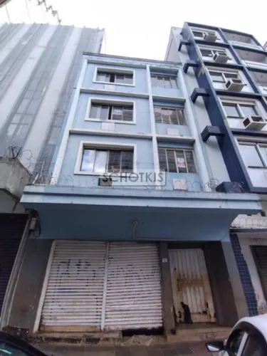 IMOBILIÁRIA SCHOTKIS ALUGA PRÉDIO COMERCIAL OU CASA COMERCIAL, COM 800M², TERRAÇO COM 150M