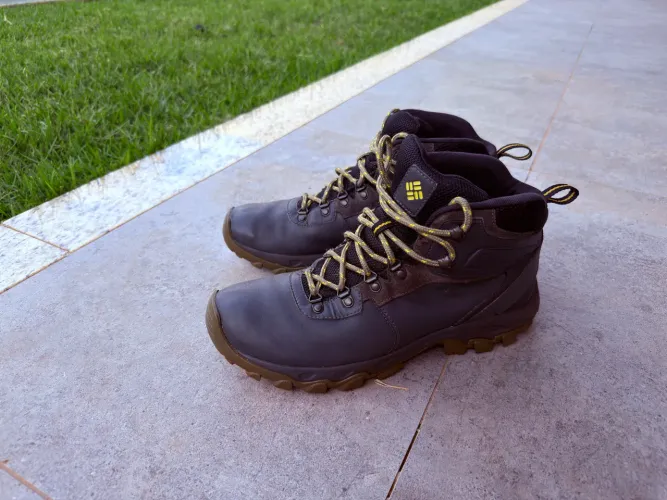 Bota Columbia Masculina Newton Ridge
