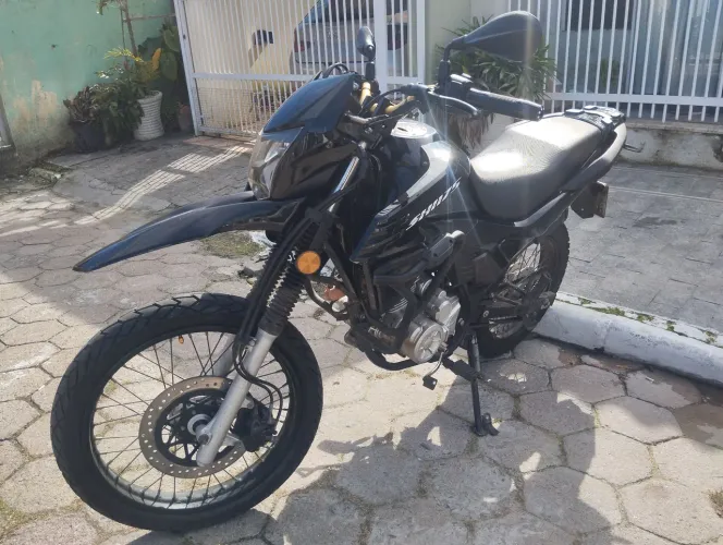 Vendo/Troco SHI 175 EFI 2025 - único dono