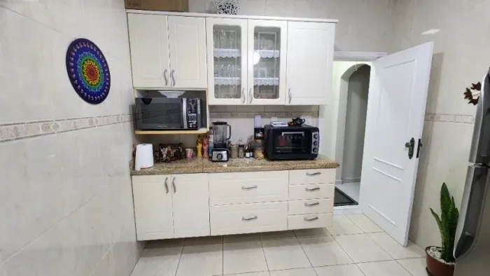 Armários planejados de cozinha - excelente estado de conservação