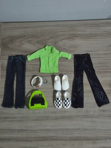 Lote de acessorios deuce monster high