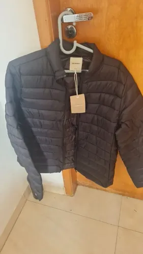 Jaqueta de Frio  básica feminina Hering pufer matelasse  Cor Preto 