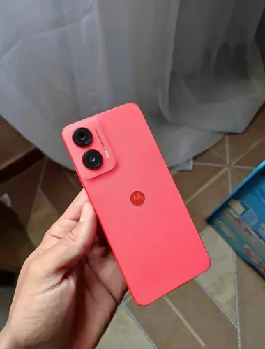 Motorola g35 sem marcas de uso , tem 256 gigas