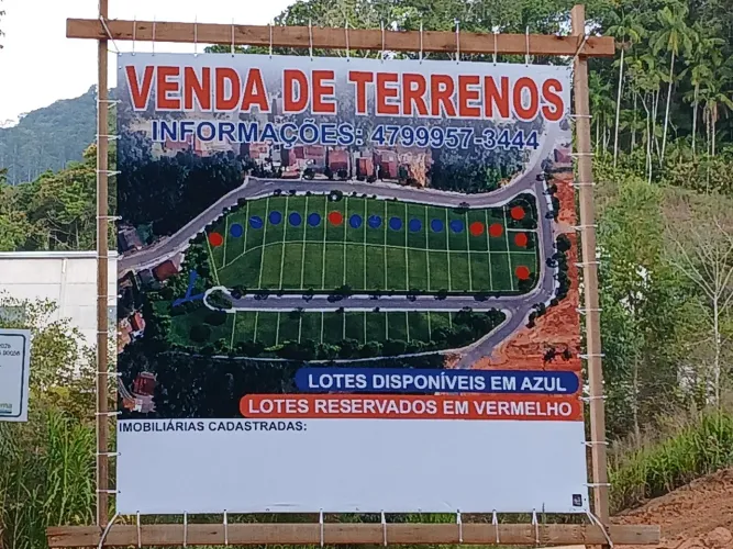 Lindo terreno no Thomas Coelho