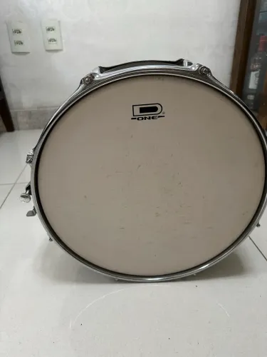 Caixa bateria D One ROCKET 14x5,5?