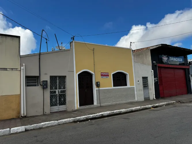Vendo essa casa para comércio 