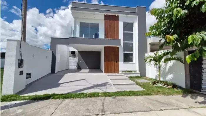 Linda casa no Condomínio Cidade Jardim com 3 quartos sendo 1 suite com closet