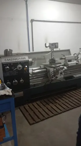 Torno convencional CS6250C/1500 Ano2025