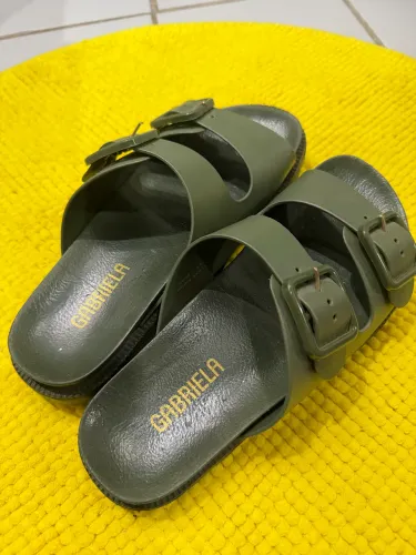 Sandália Estilo Birken - TAM: 35/6