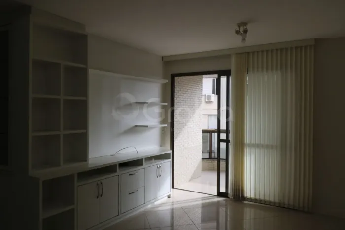 Apartamento de 134m² com 4 quartos sendo 2 suítes no Centro