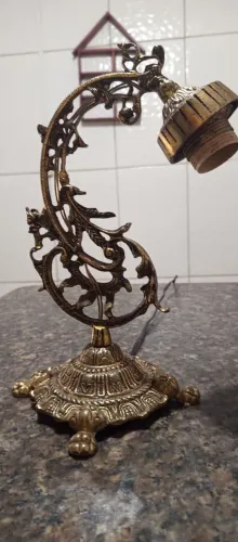 Lindo Abajur / Luminária em Bronze
