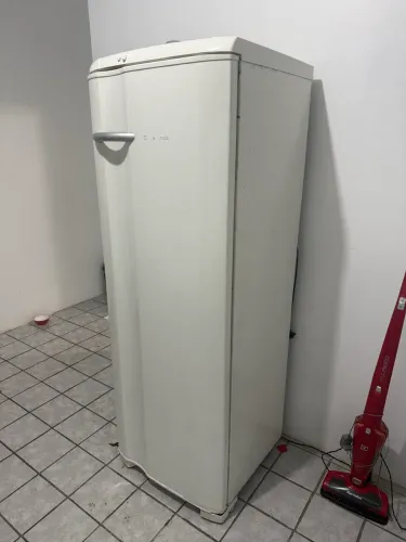 Geladeira usada