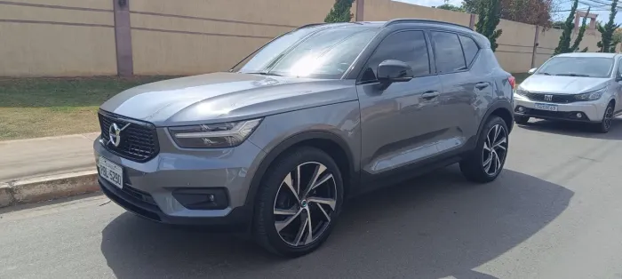 Volvo XC40 T-5 R-design 2.0 252cv AWD 2019