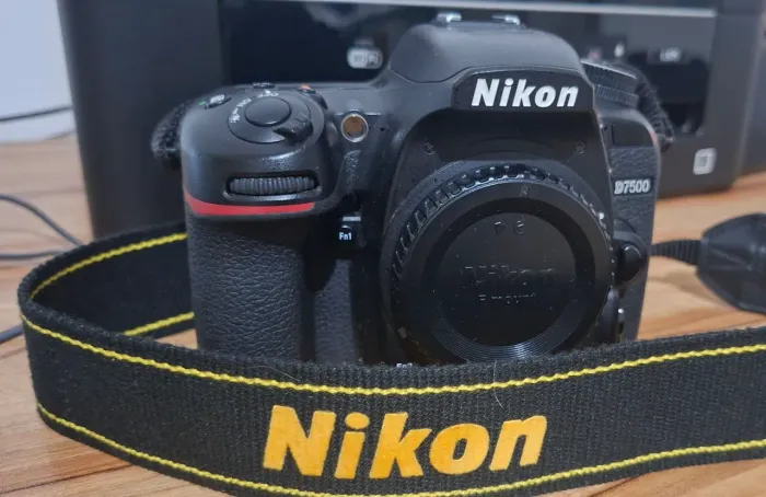 Câmera Nikon D7500 excelente 43k clliques