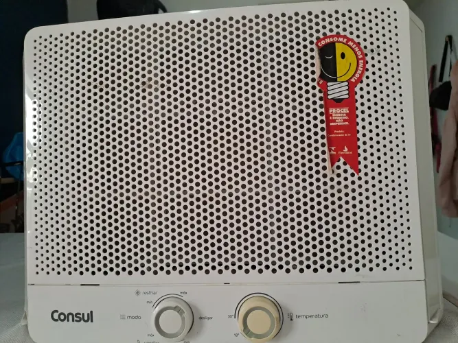 Ar condicionado Consul de Janela 7.500 BTUs 120v Usado