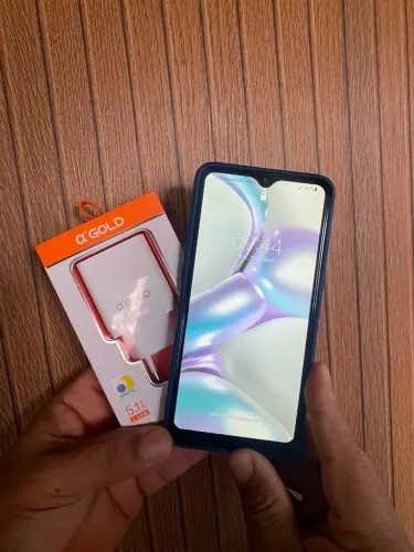 Celular + carregador