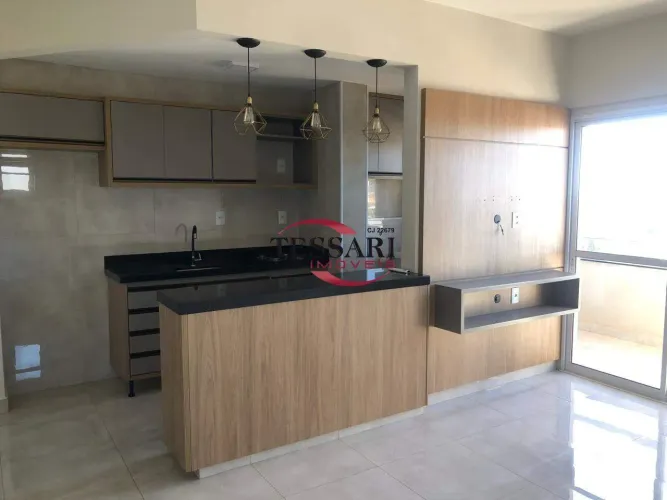 Apartamento para Aluguel no Jardim Urano | 1 Dorm, Varanda Gourmet e 1 Vaga.