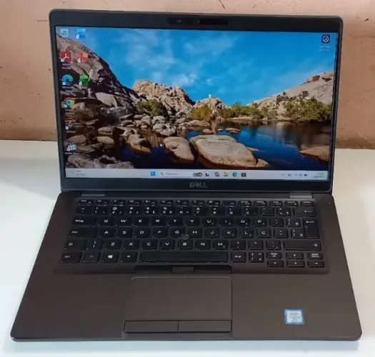 Notebook Dell Latitude 5400 - Intel Core i5 8365U - 1.60 Ghz - 12.0 GB Ram - 240 GB SSD