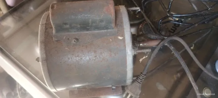 Motor 1/2