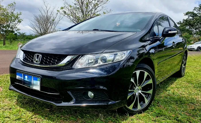 Honda Civic Sedan LXR 2.0 Flexone 16V Aut. 4P 2016