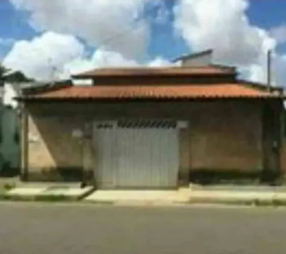 Vendo essa casa no cruzeiro do anil R$200.000